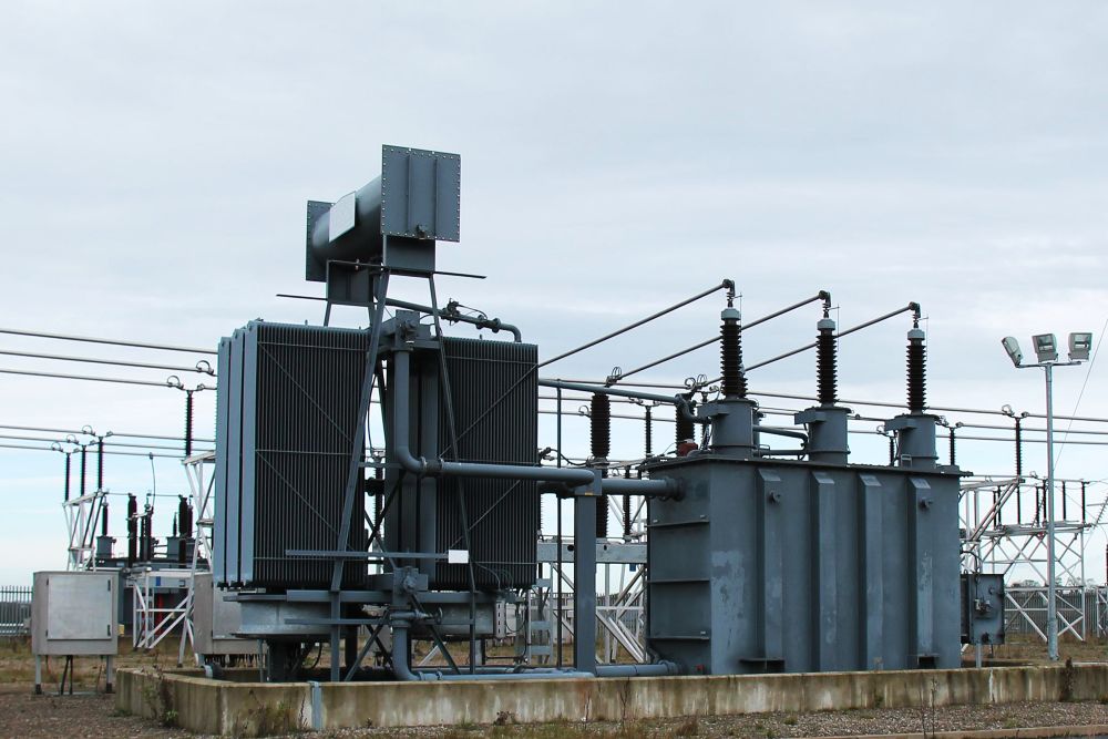 Impulsando el pulso industrial: valor central e innovacion tecnologica de los transformadores en sistemas electricos modernos